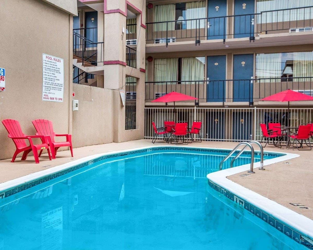 Econo Lodge Atlanta College Park