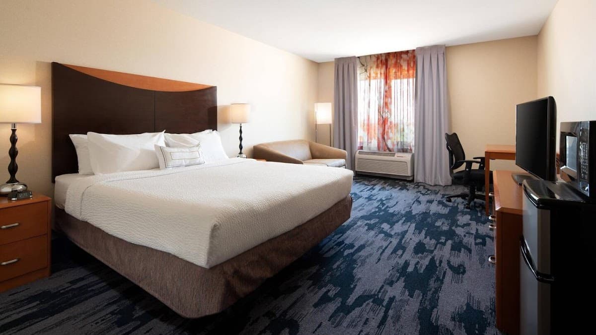 Fairfield by Marriott Inn & Suites Redding