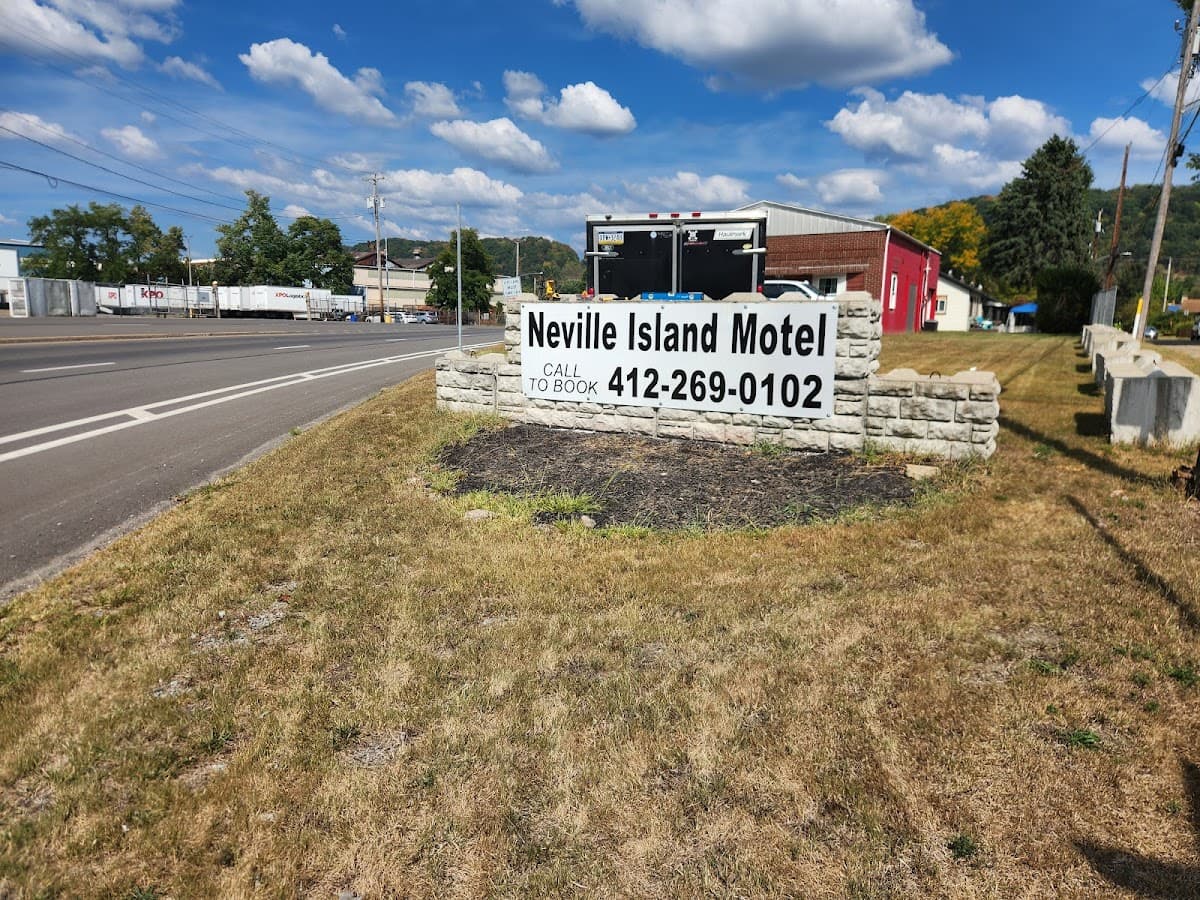 Neville Island Motel