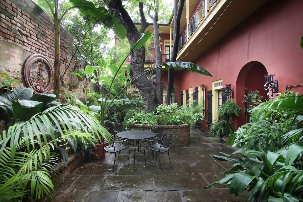 Olivier House Hotel
