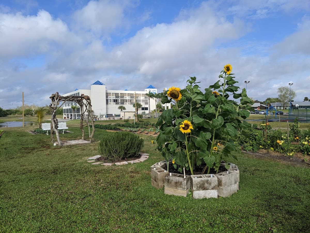 Port LaBelle Inn