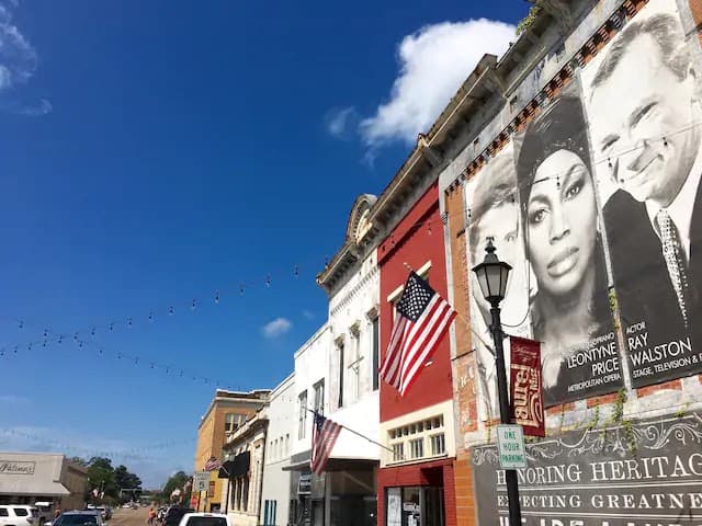 The Hamilton On Magnolia