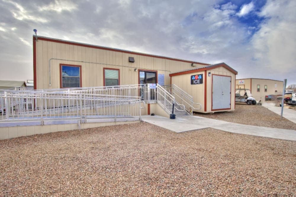 Corporate Hospitality Housing - Carlsbad Lodge