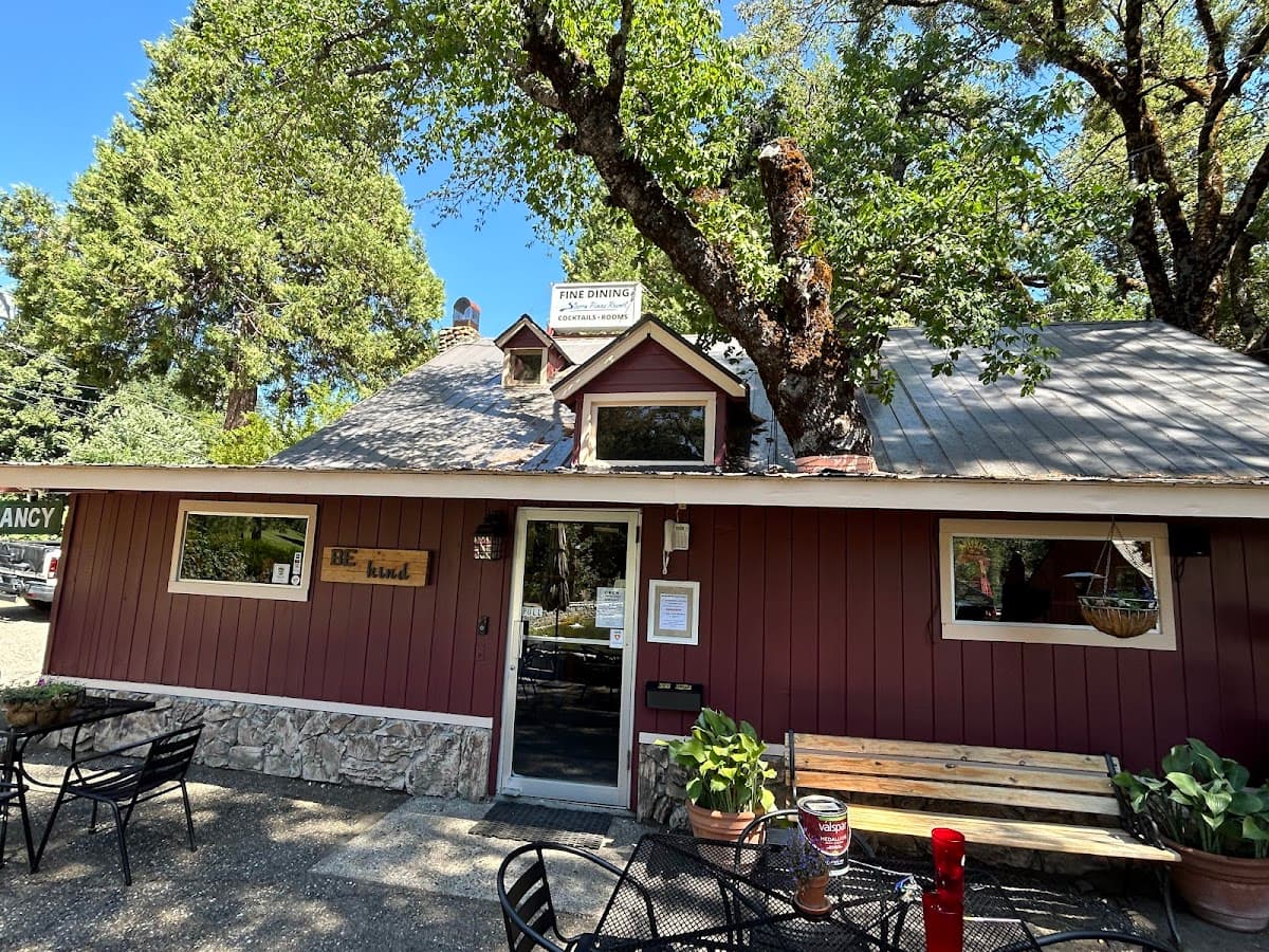 Sierra Pines Resort