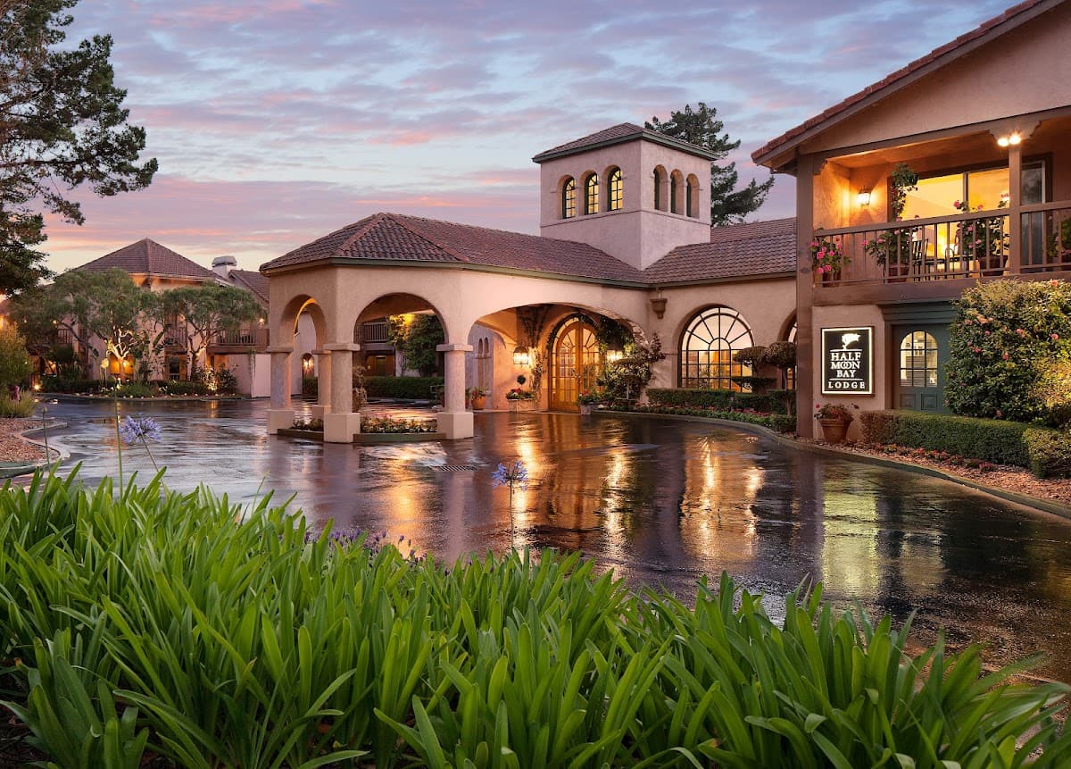 Half Moon Bay Lodge