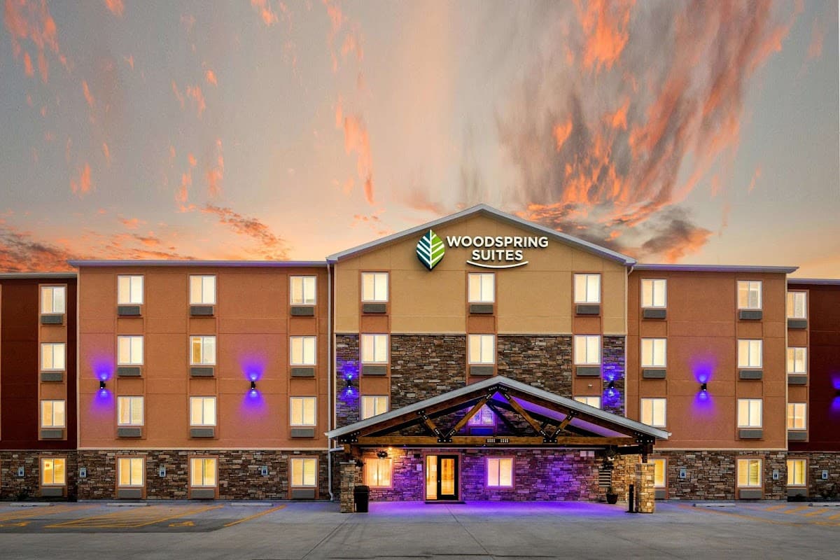 WoodSpring Suites Davenport Quad Cities