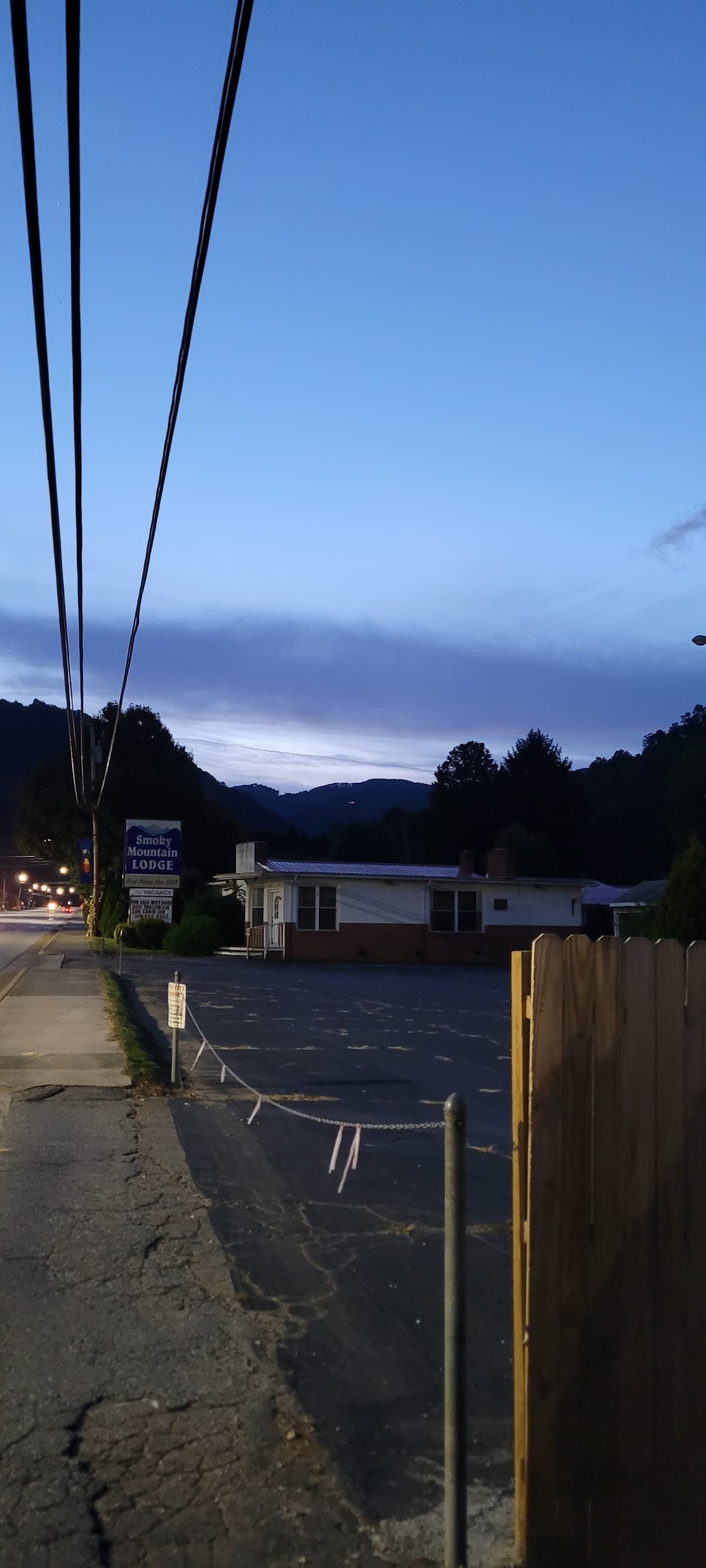 Smoky Mountain Lodge