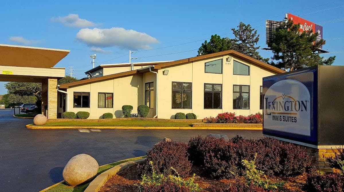 Lexington Inn & Suites NW Chicago Elgin