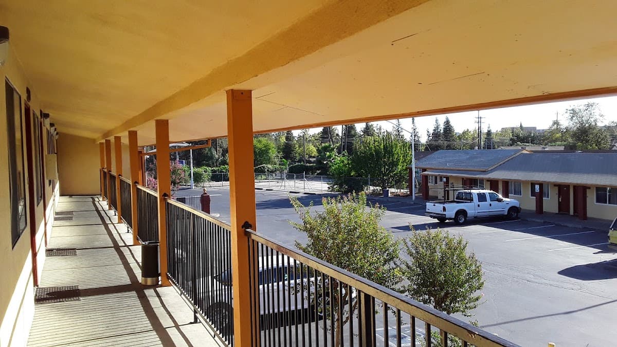 Vince's Motel