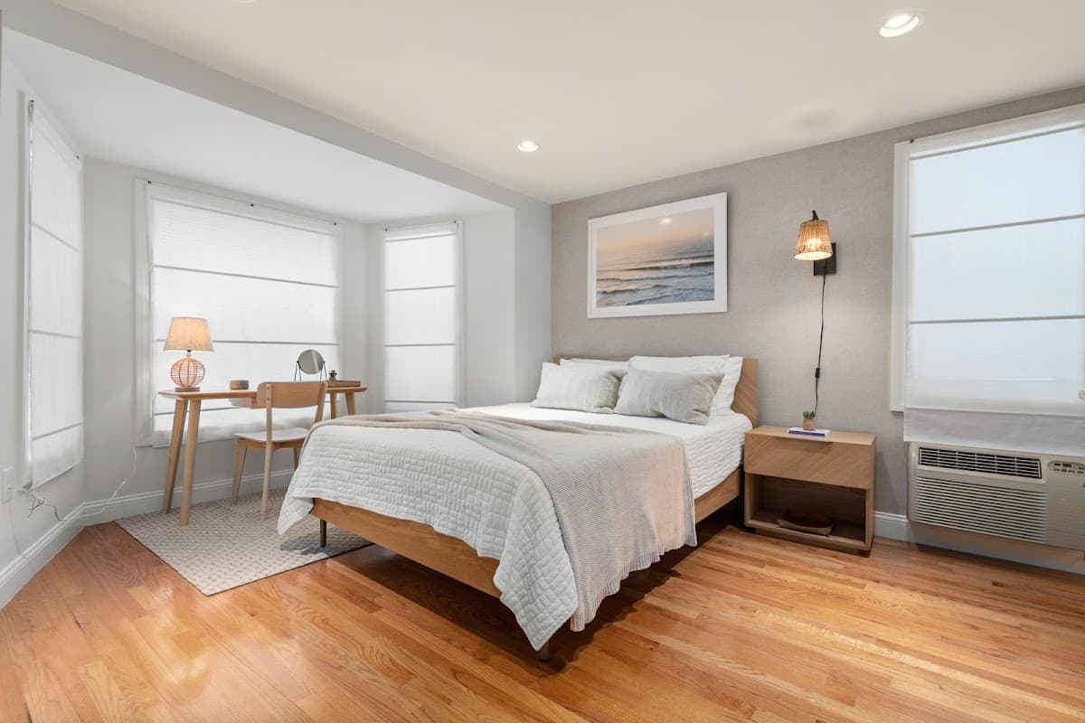 Hygge House Suites