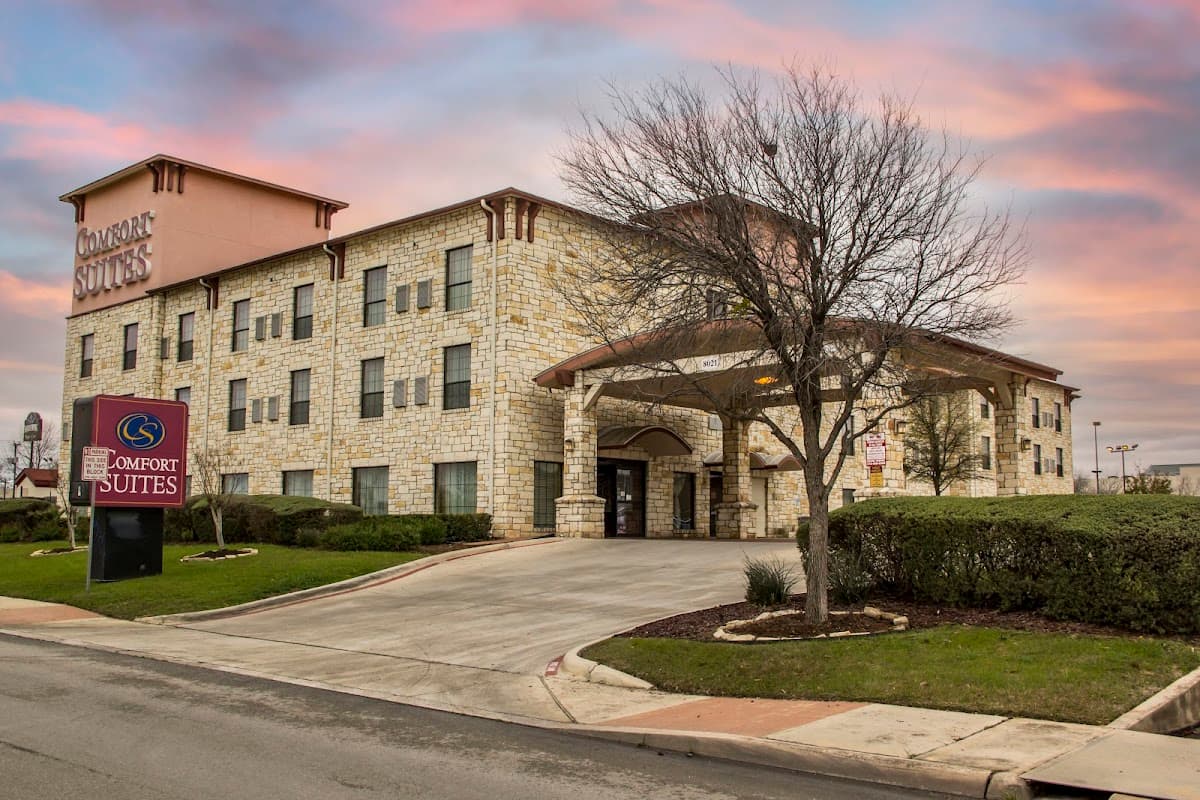 Comfort Suites Near Seaworld