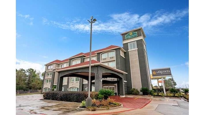 La Quinta Inn & Suites by Wyndham Houston - Magnolia