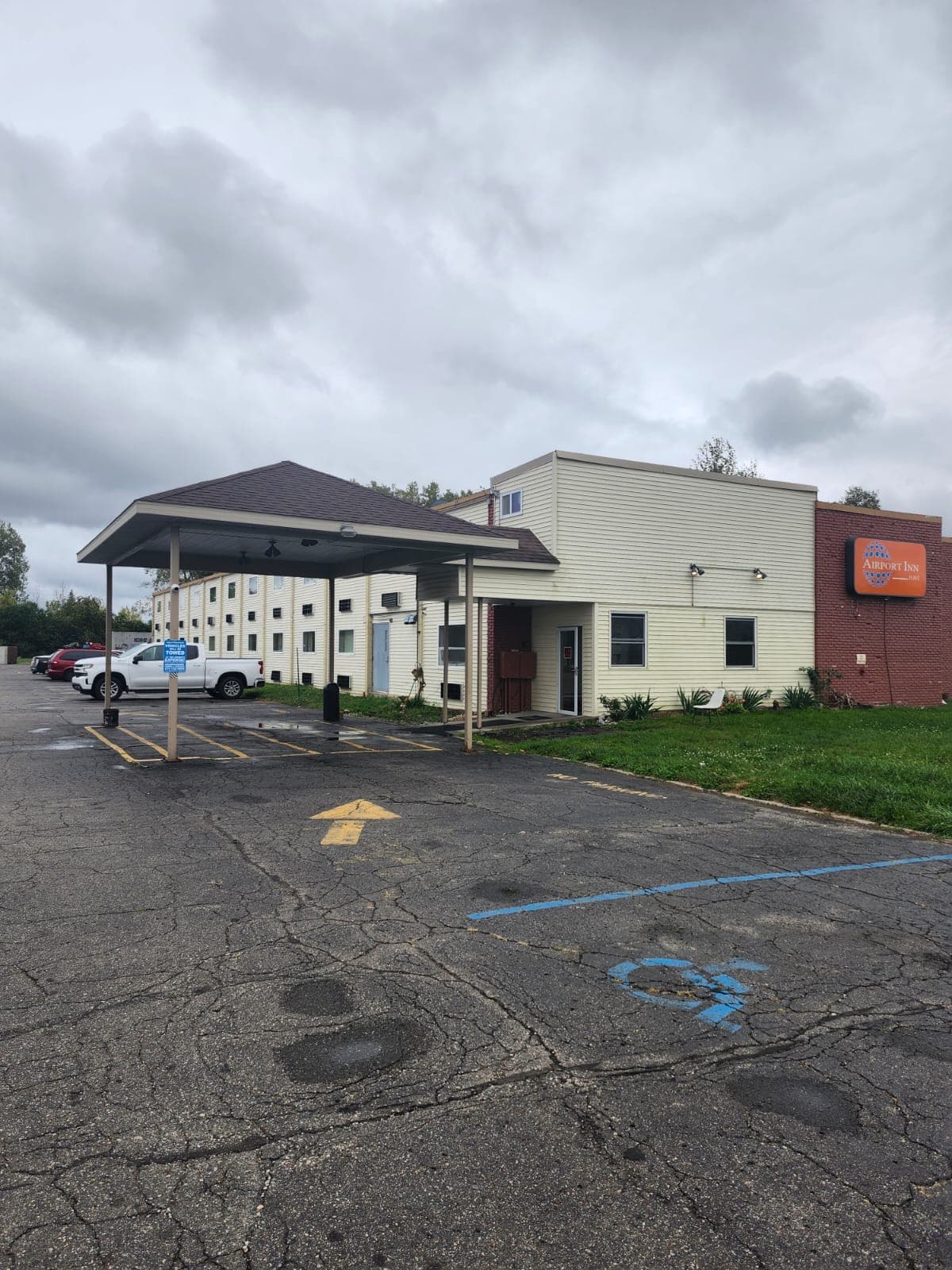 Airport Inn