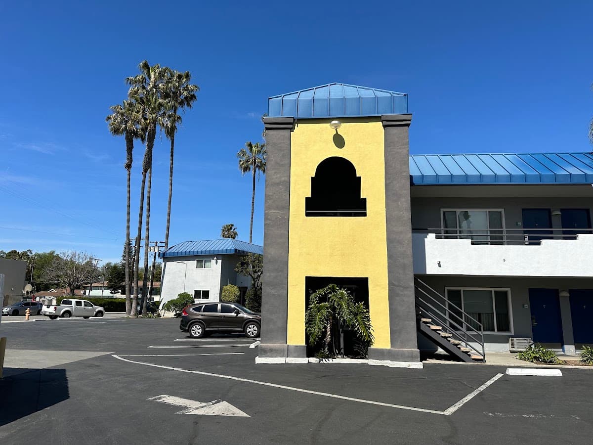 Hotel Current Long Beach