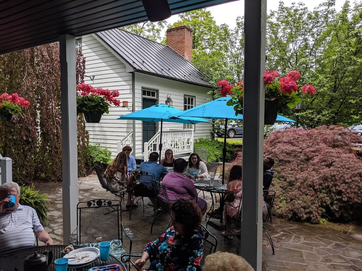 Black Dog Inn