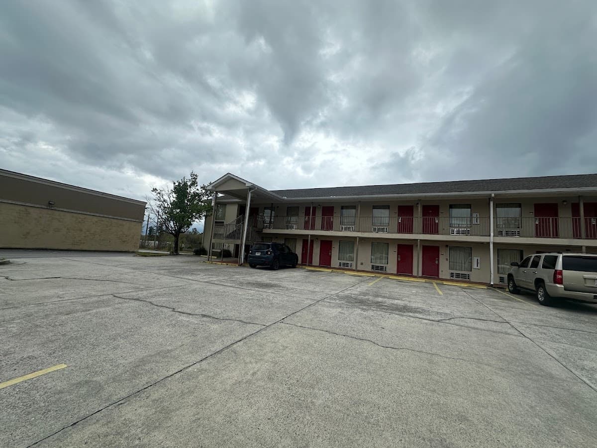 OYO Hotel East Macon I-75