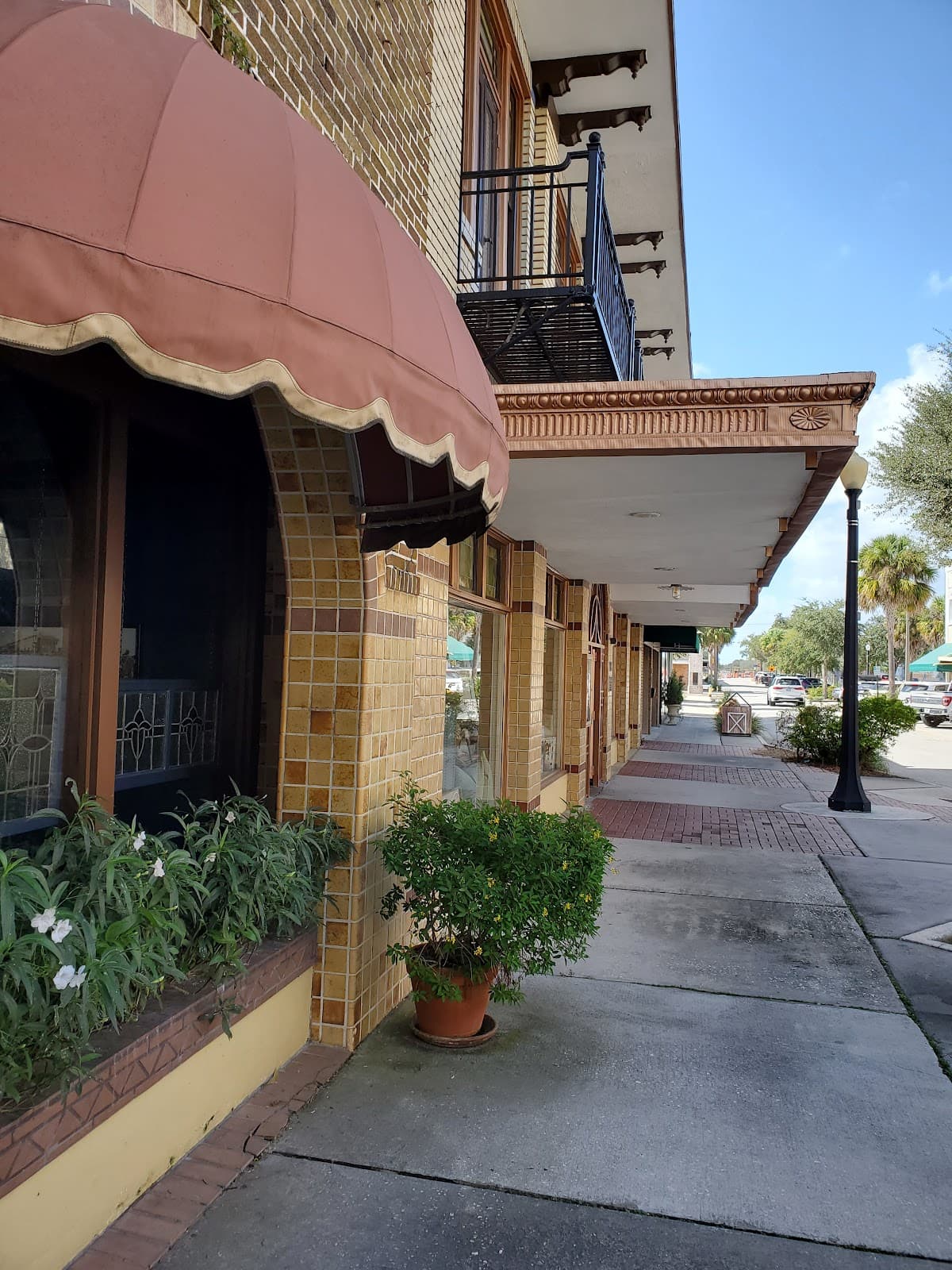 Lake Wales downtown hotal