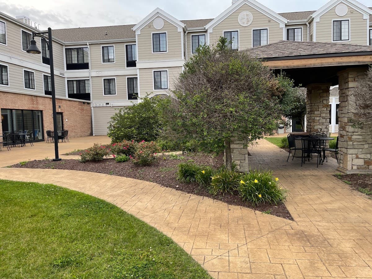 Staybridge Suites Milwaukee West-Oconomowoc by IHG