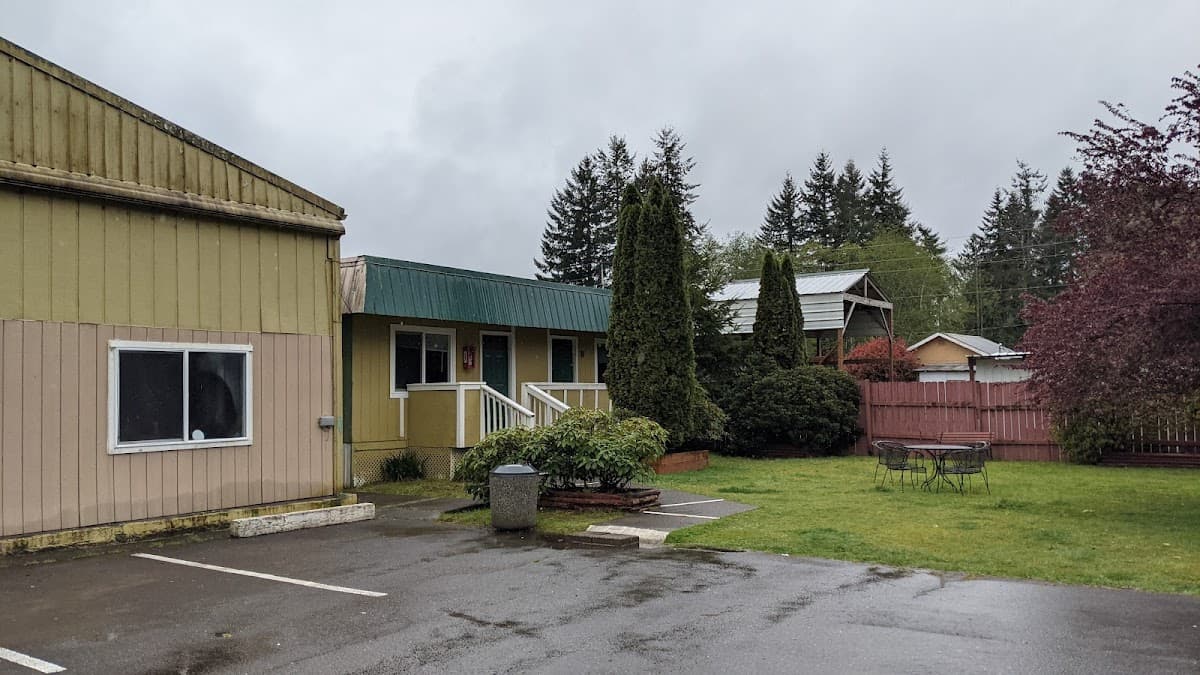 Lake Quinault Inn