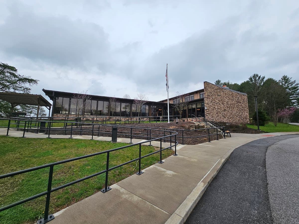 North Bend State Park Lodge