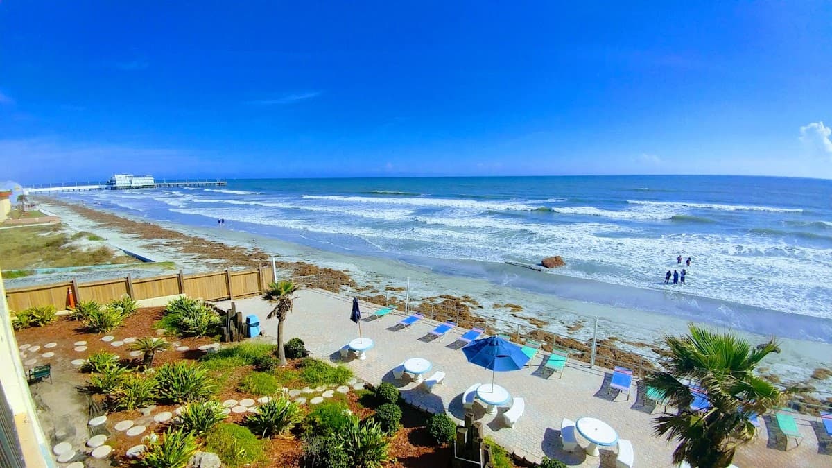 Daytona Inn Beach Resort