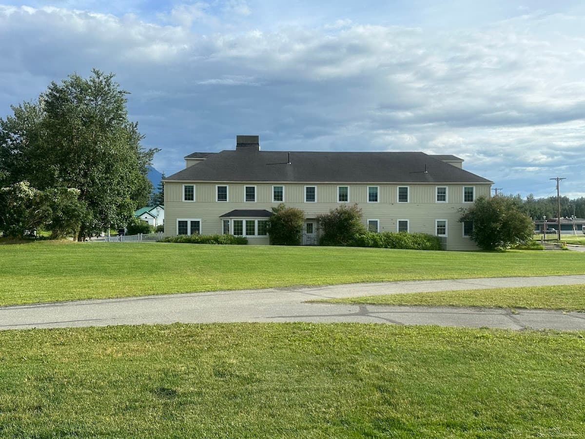 Colony Inn