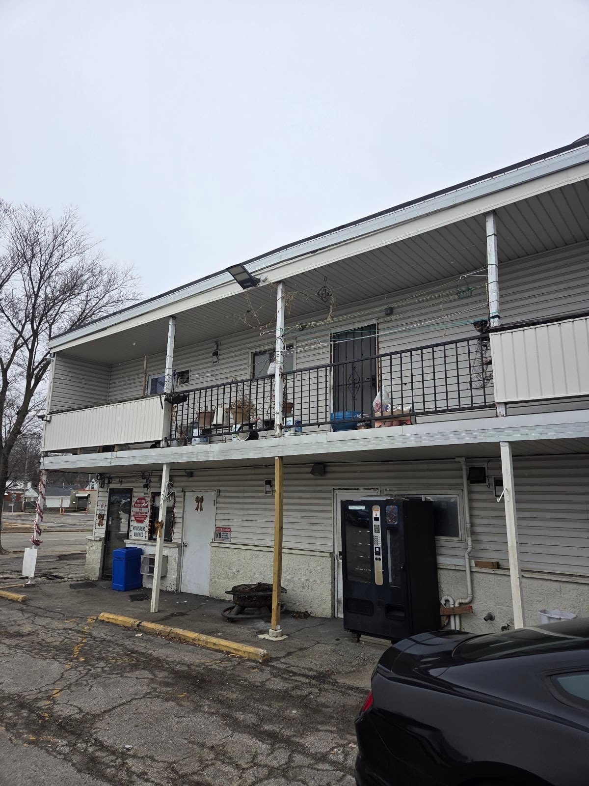 Economy Inn