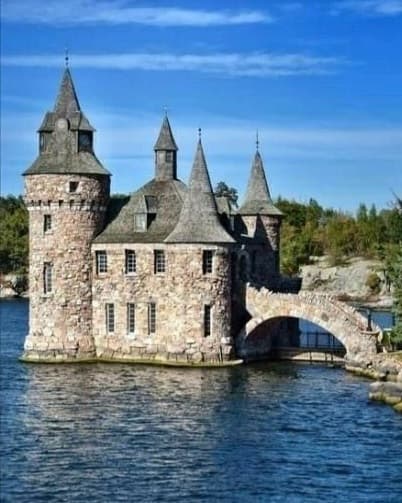 St. Lawrence River House