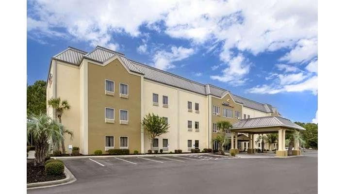 Comfort Suites At the University