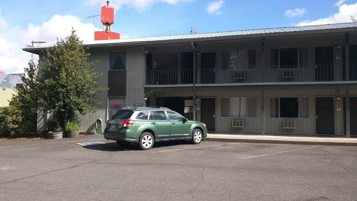 Red Fox Motel