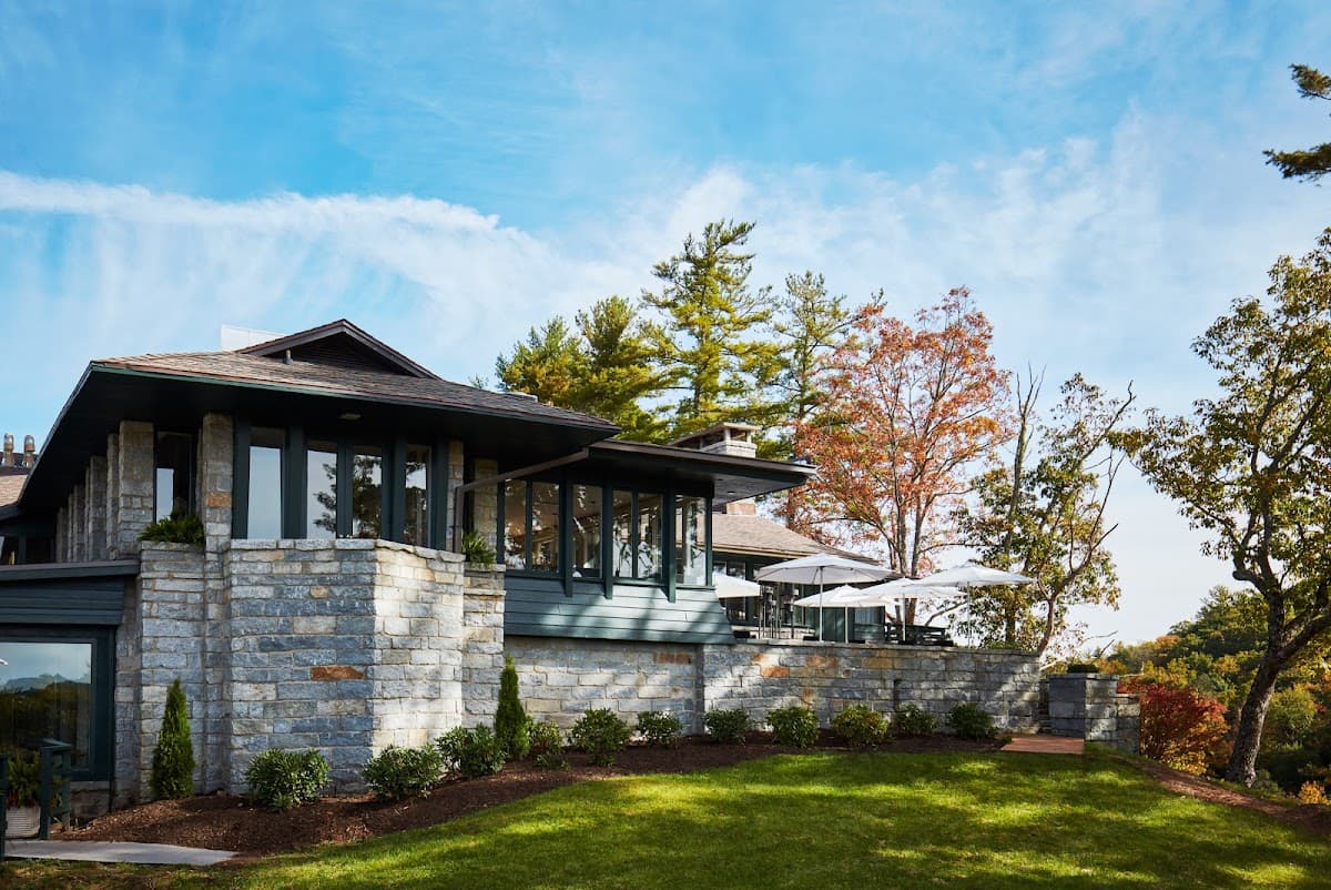 Skyline Lodge