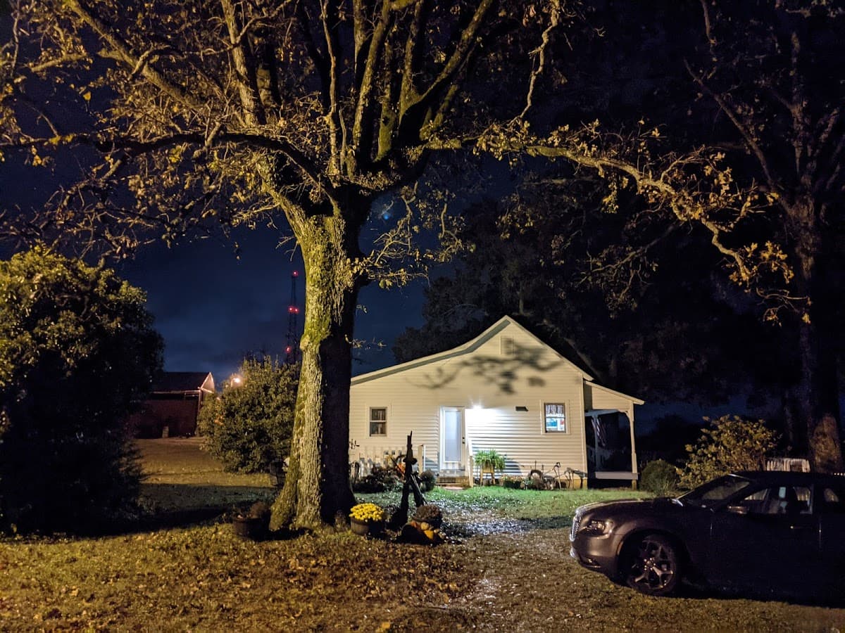 Drop Inn Bed And Breakfast