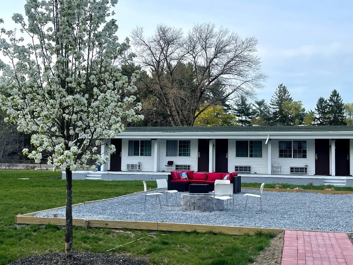 The Minuteman Inn
