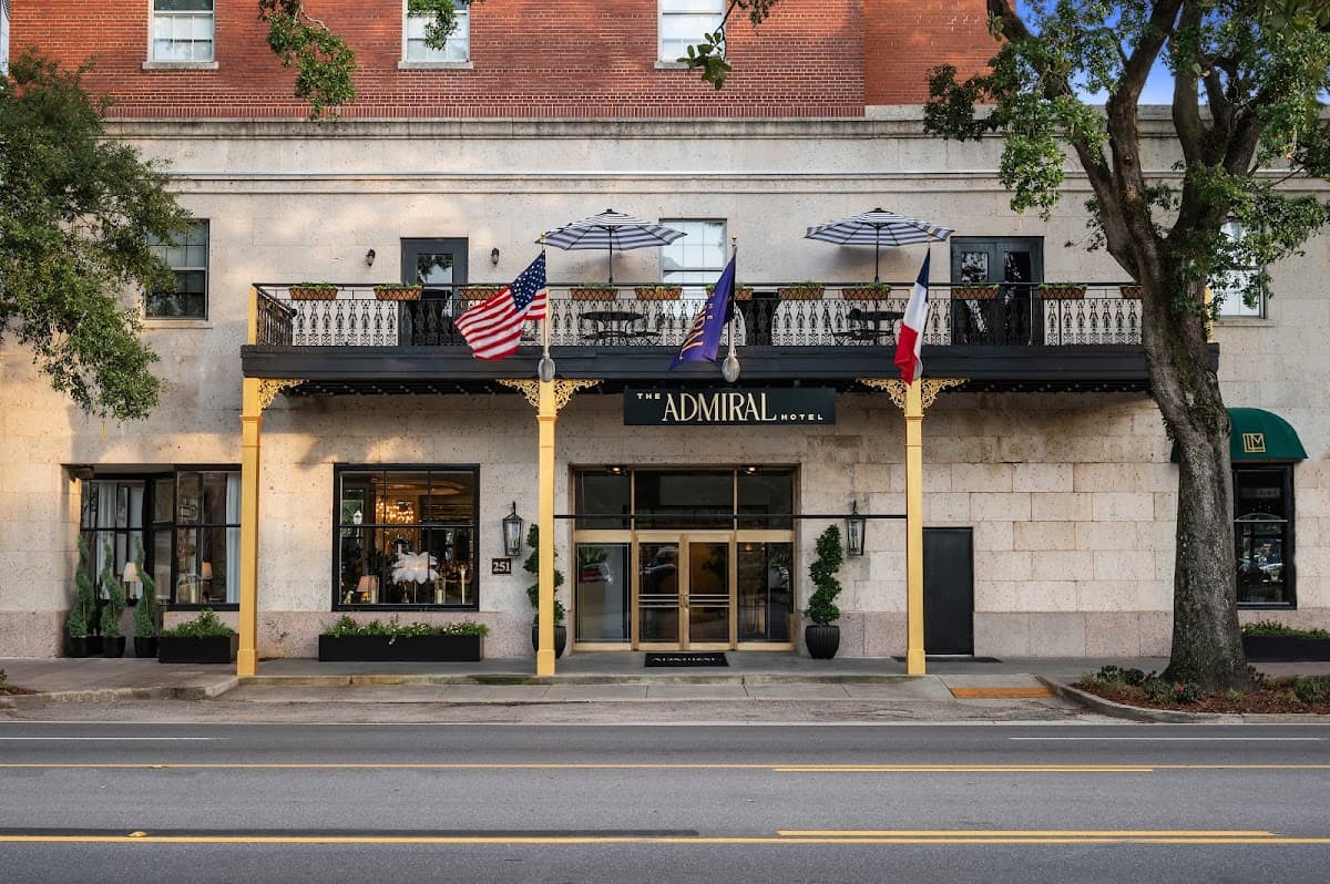 The Admiral Hotel, Downtown