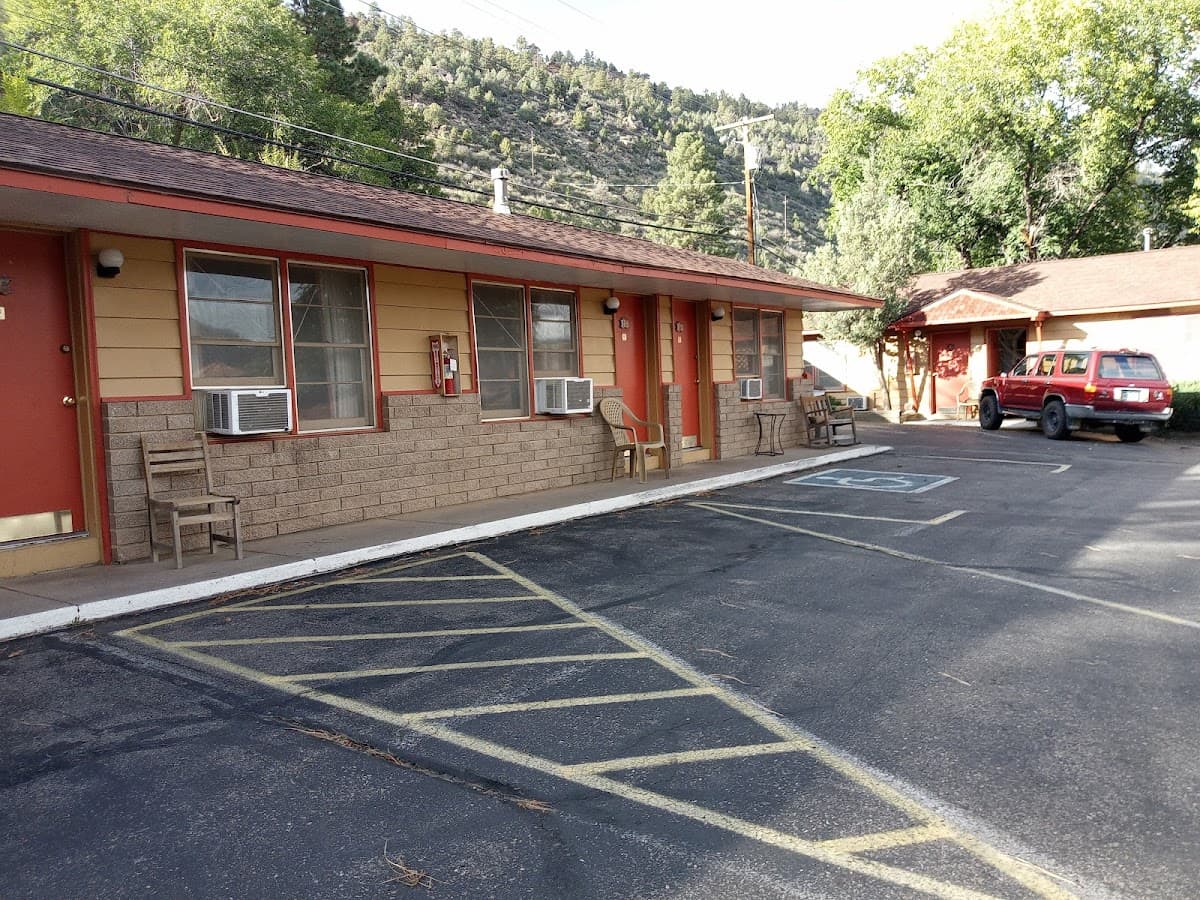 Caboose Motel & Gift Shop