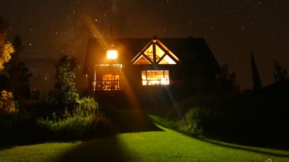 Da Log House - Hawaiian Bed & Breakfast