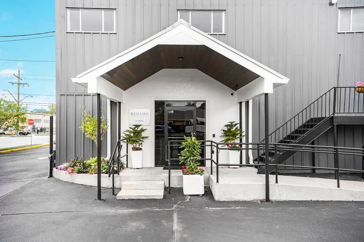 Redamo Suites