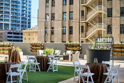 Renaissance Phoenix Downtown Hotel