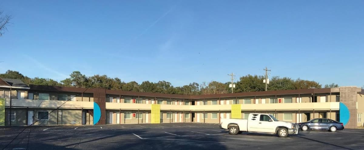 Oasis Inn