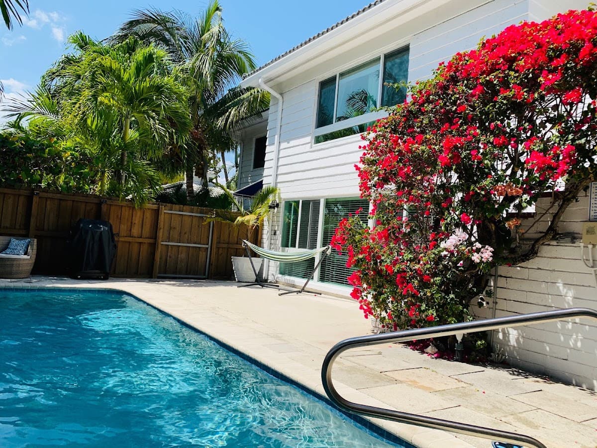 Ocean Breeze Boutique Hotel