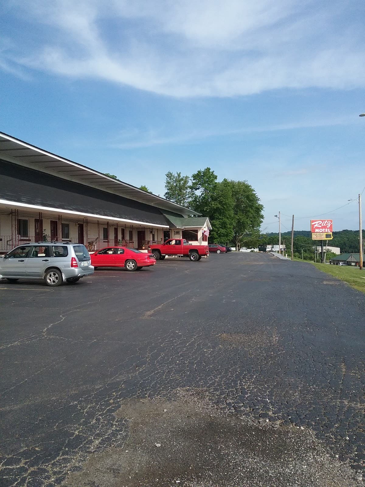 Ritz Motel