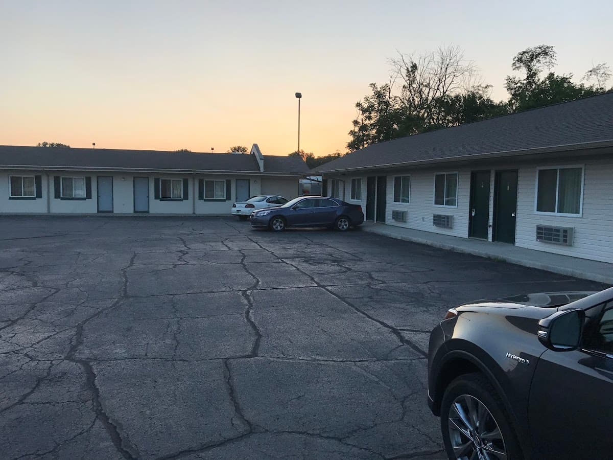 Wayne Motel