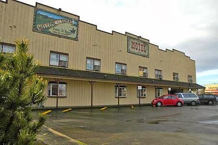 B & B Border Inn