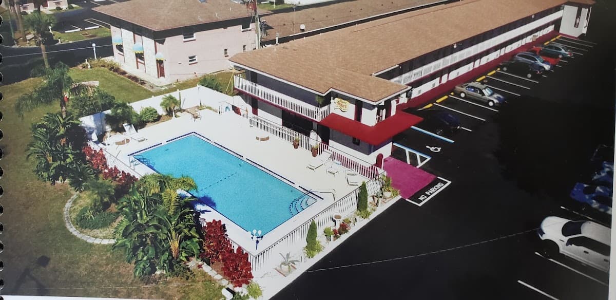 Maple Leaf Inn & Suites