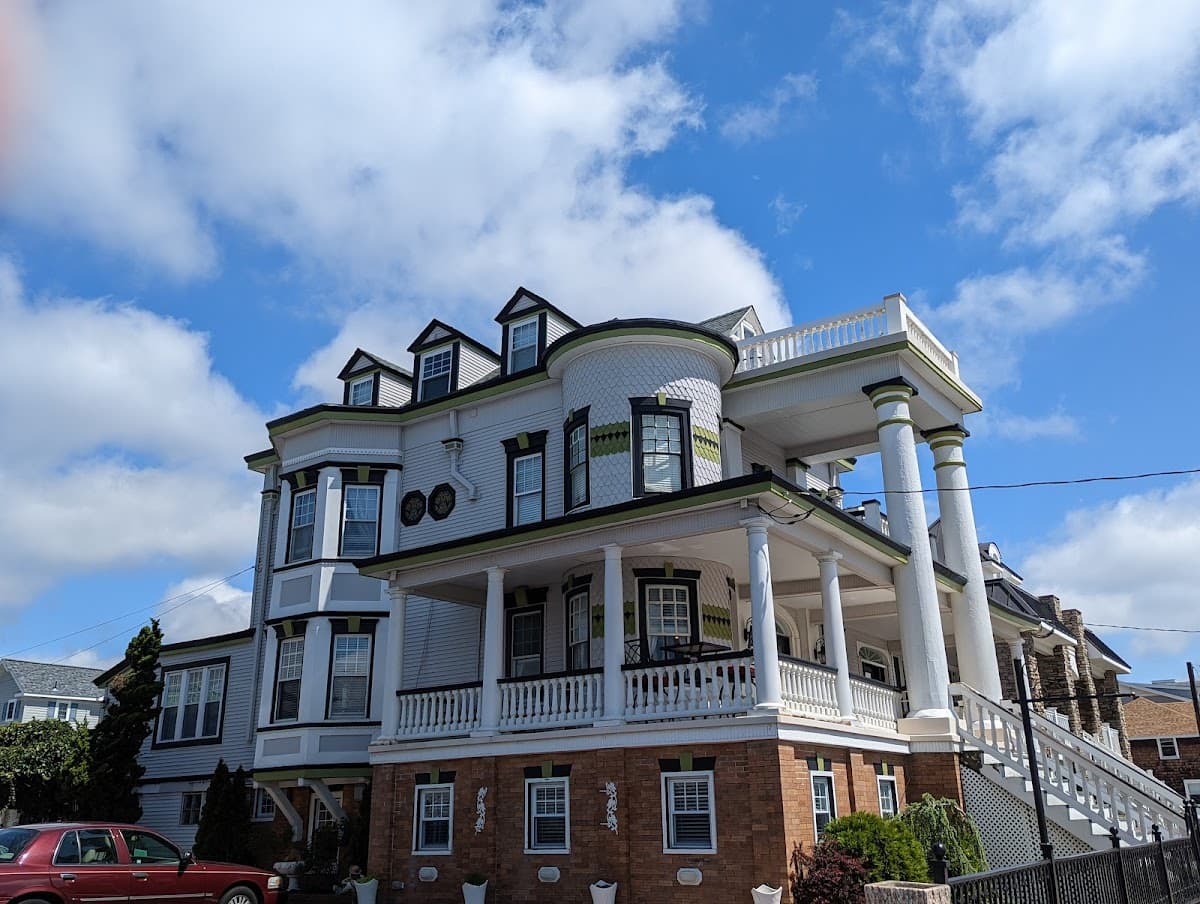 Ocean Manor