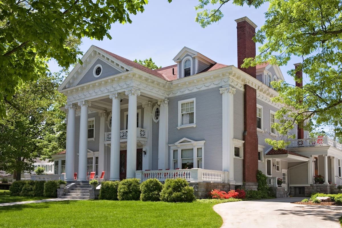 Wellington Inn