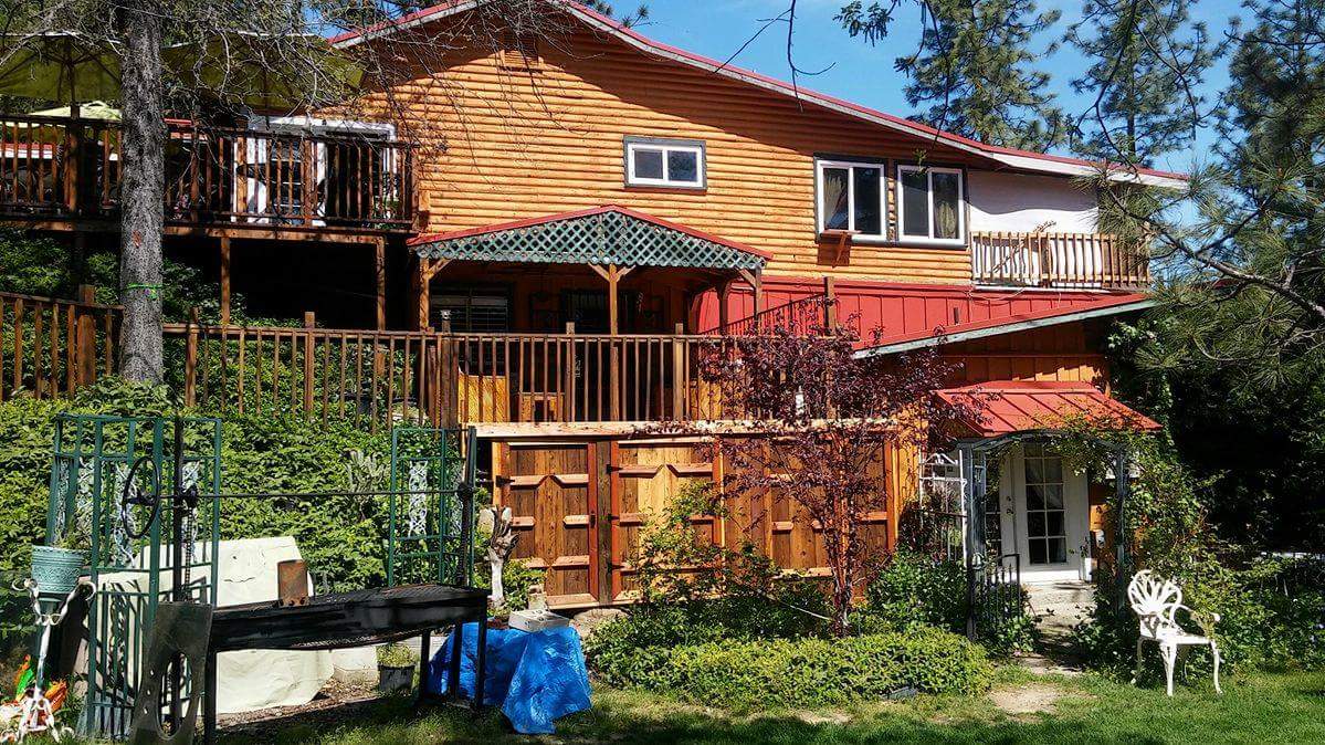 Pine Rose Inn