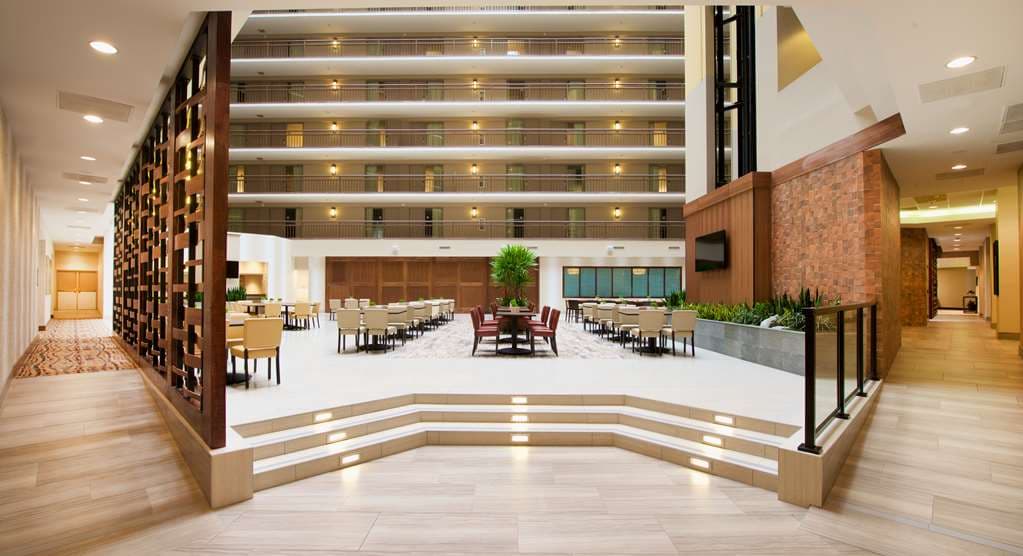 Embassy Suites by Hilton Portland Tigard