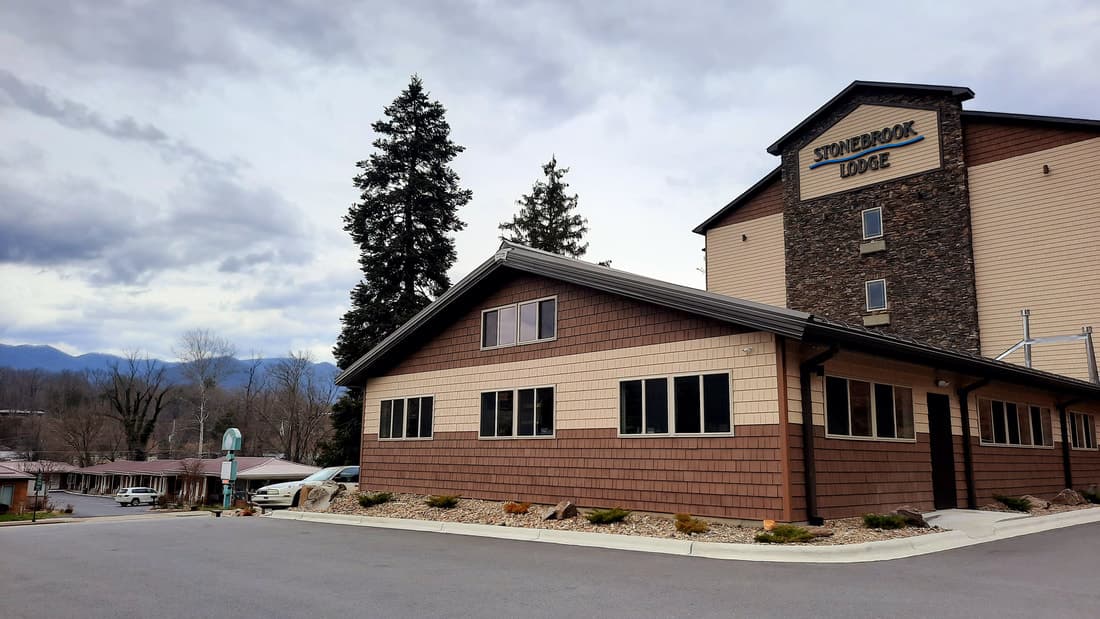 Stonebrook Lodge Bryson City
