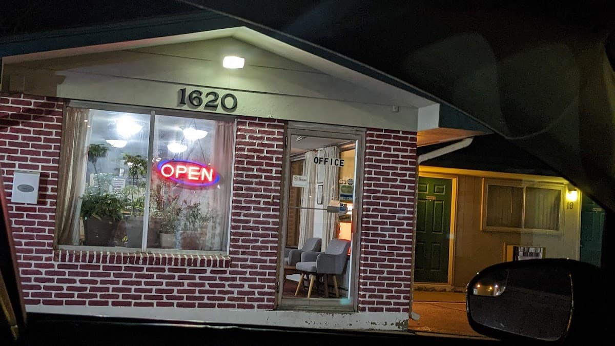 Muskie Motel